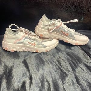 Pink Nike Renew Lucent